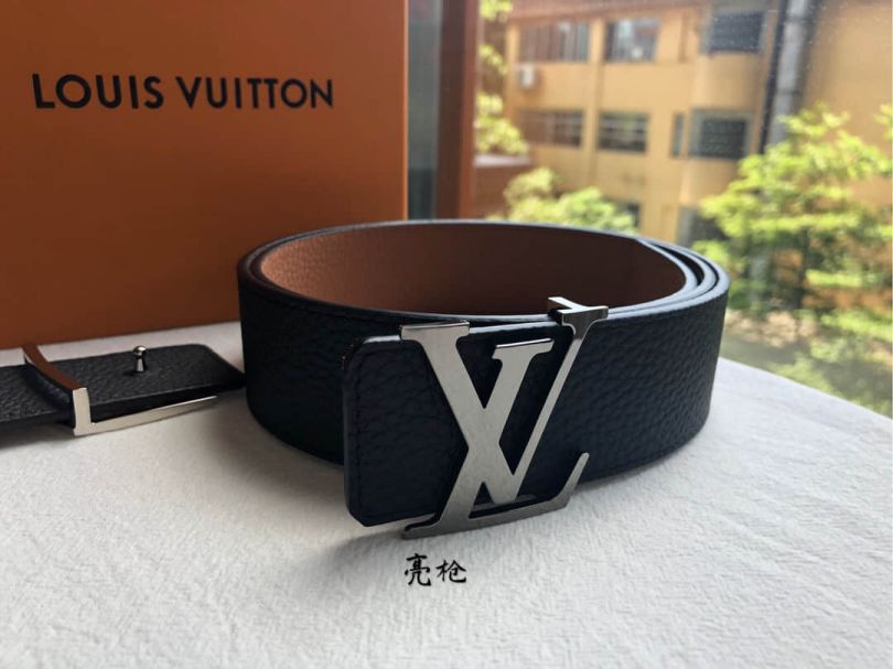 LV Reversible M9152 Men Belts