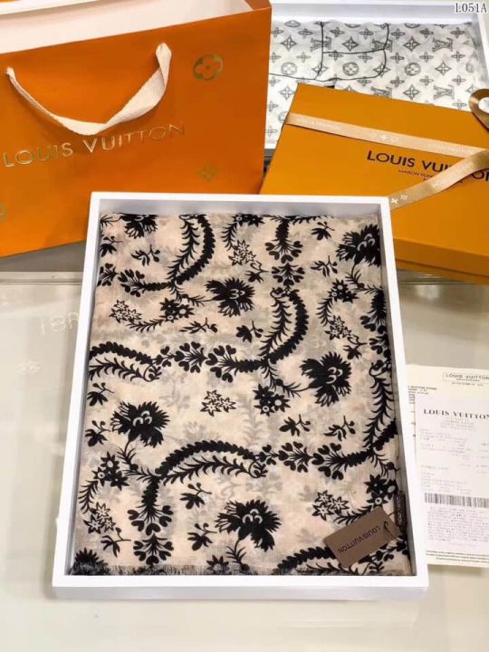 2018 LV Cashmere Square L051 Women Scarves