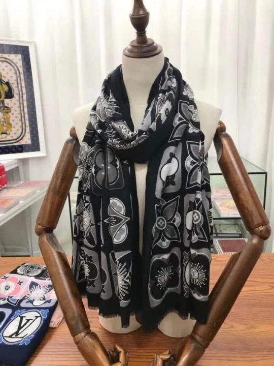 LV Cashmere Women Scarves