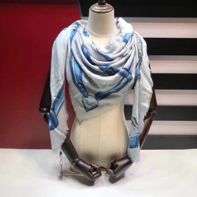 2018 LV Square Women Scarves