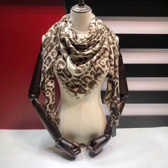 2018 LV Square Women Scarves