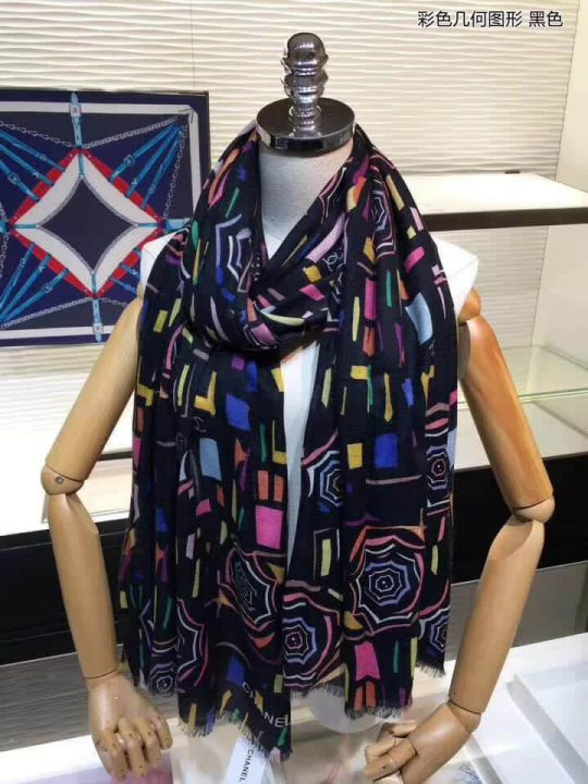 2018 LV List Women Scarves