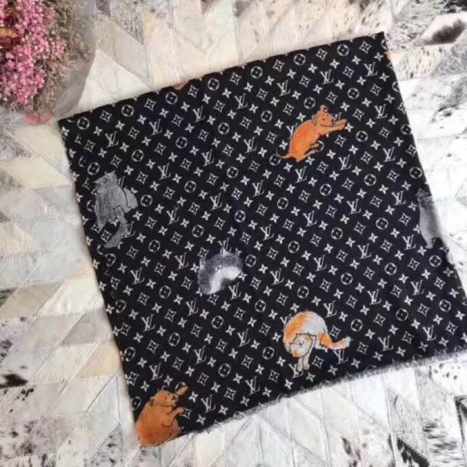 2019 LV CATOGRAM LIGHT MONOGRAM Women Scarves