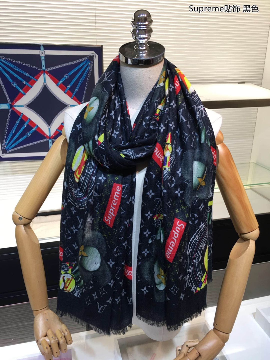 2018 LV x SUPREME Cashmere Women Scarves