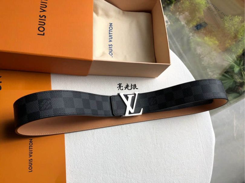 LV Metal Buckle Classic Men Belts