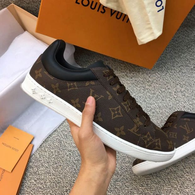 LV Monogram Eclipse Canvas Causal Shoes Men Sneakers