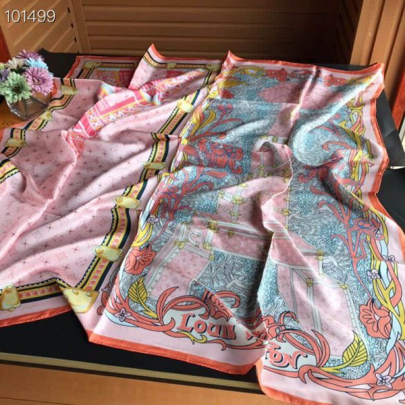 2019 LV 16 Silk Women Scarves