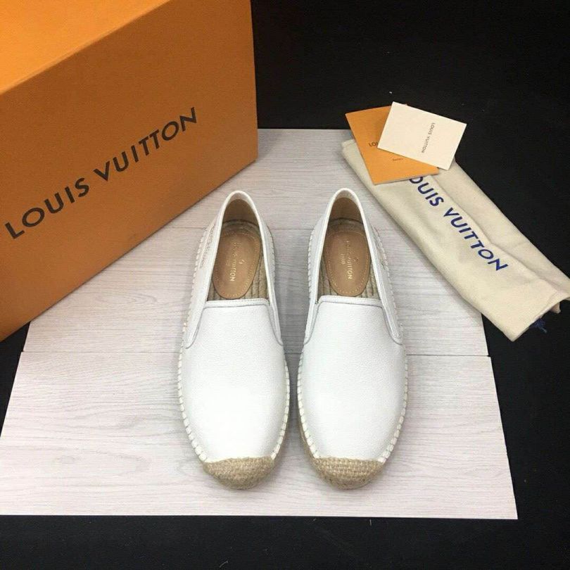 LV Men Leather Shoes