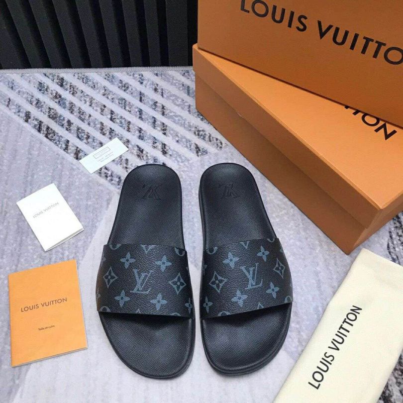 LV Men Slippers