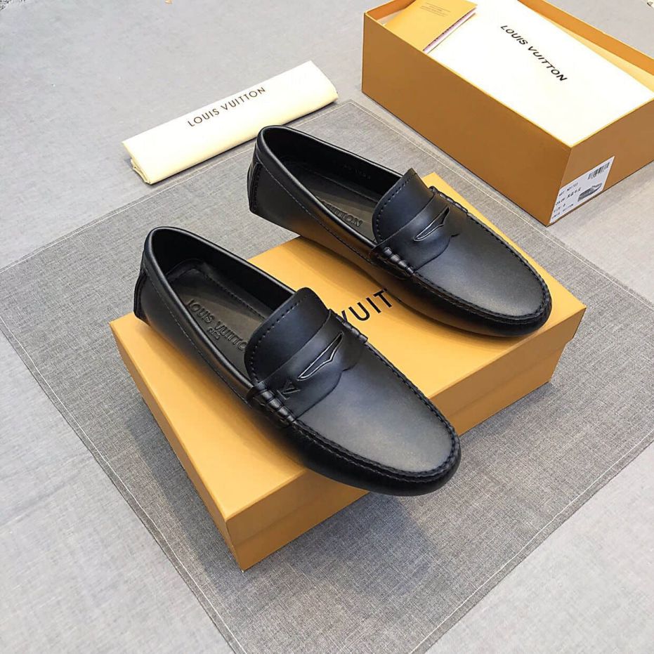 2019 LV Leather Apricot Men Loafers