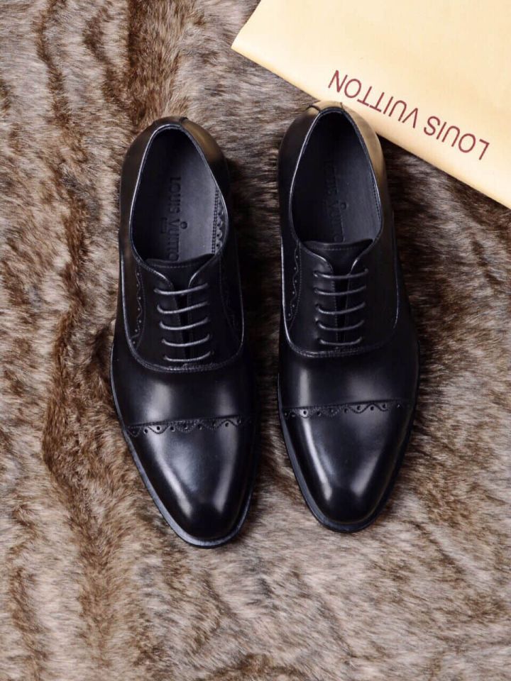 LV Men Leather Shoes