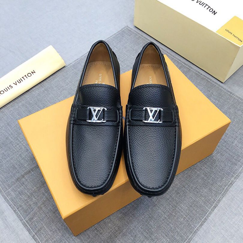 2019 LV Leather Apricot Men Loafers