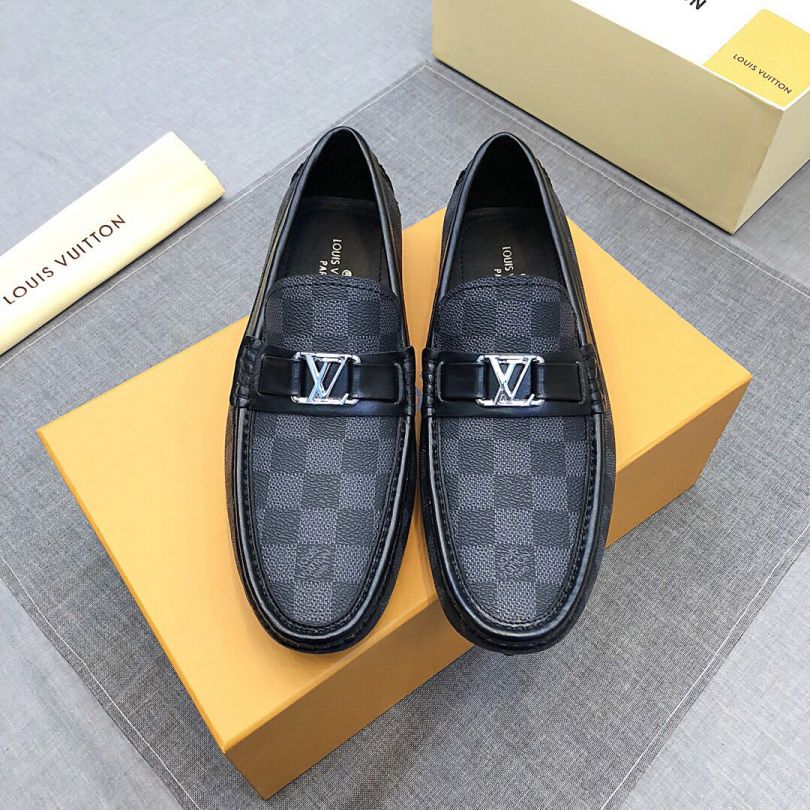 2019 LV Apricot Men Loafers