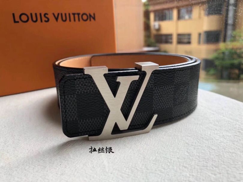 LV Metal Buckle Classic Men Belts