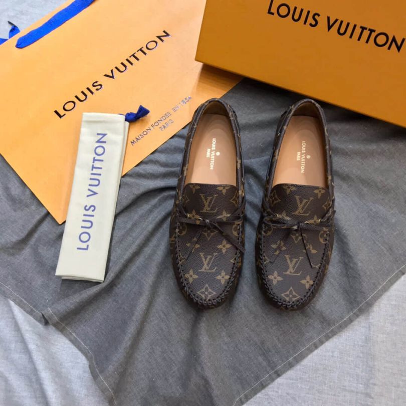 2019 LV Men Loafers