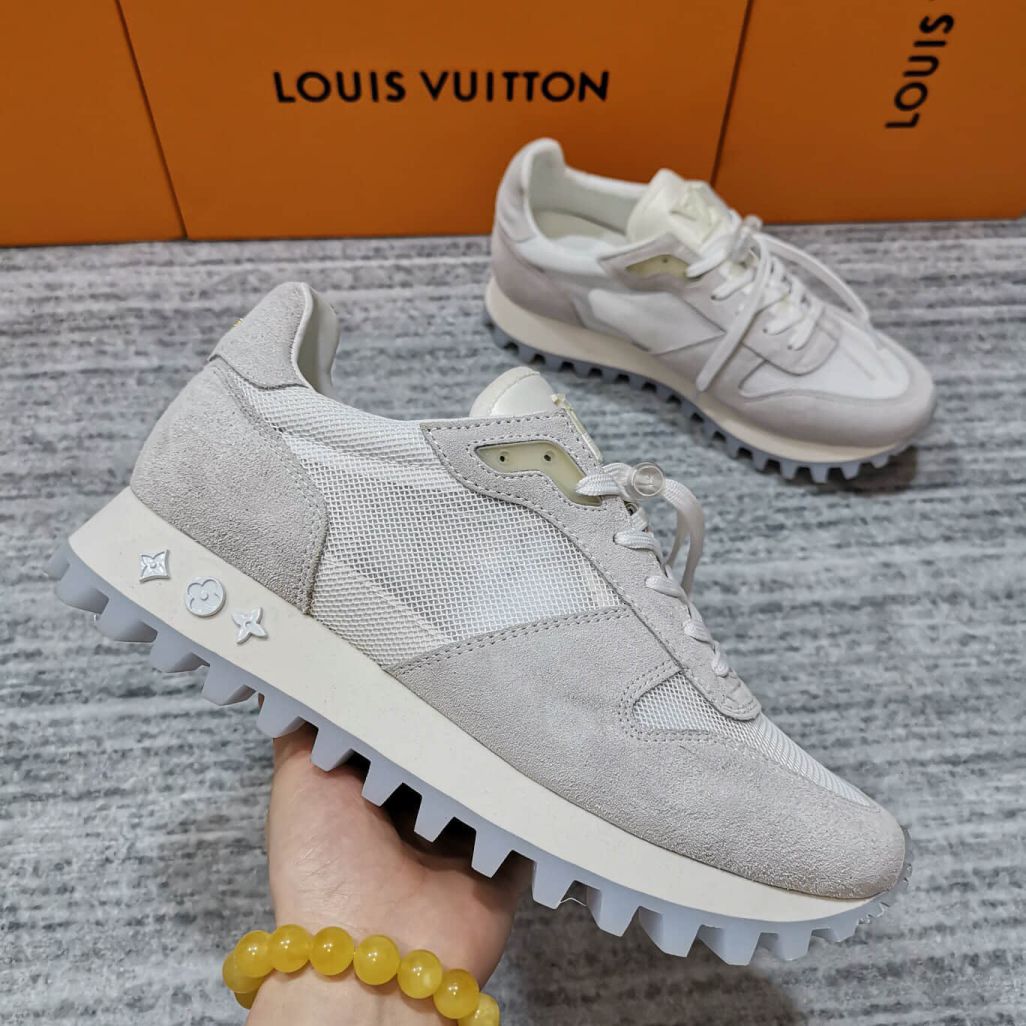 LV RUNNER Men Sneakers