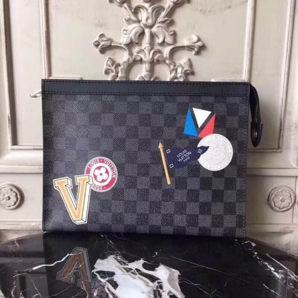 LV N64442 League Damier Graphite POCHETTE VOYAGE Medium Clutch Bags