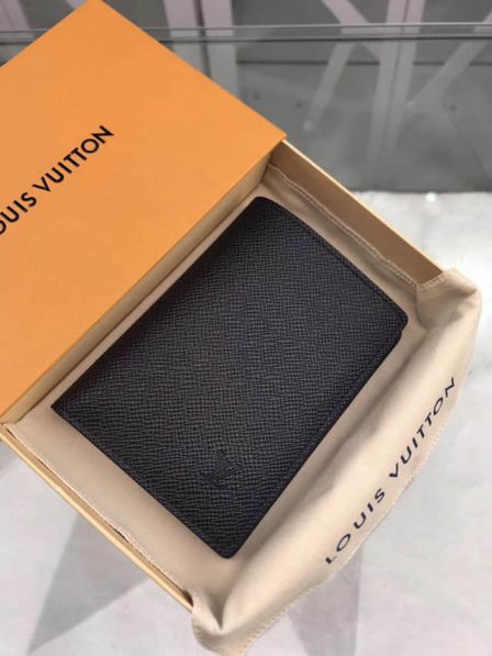 LV Regular Bi-Fold M61283 Wallets