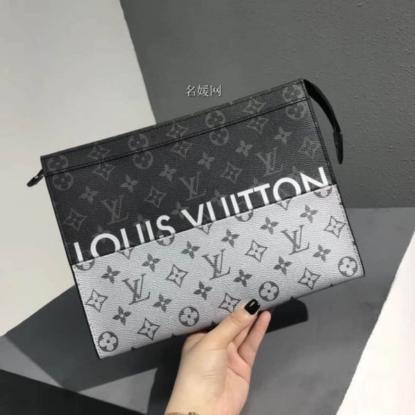 LV 2018 Black Grey Pochette Voyage M63039 Clutch Bags