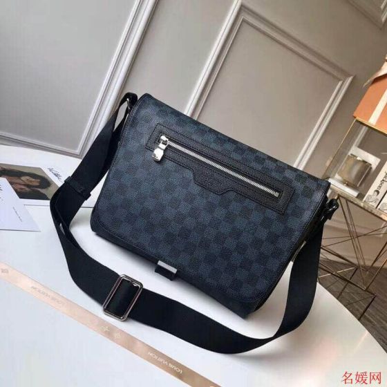 LV 2018 MATCHPOINT Messenger N40010 Shoulder Bags