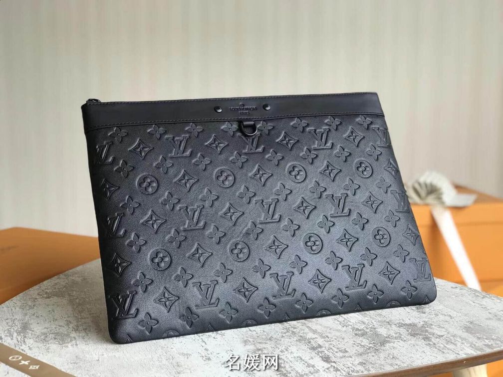 LV 2018ss Pochette Apollo M62903 Clutch Bags