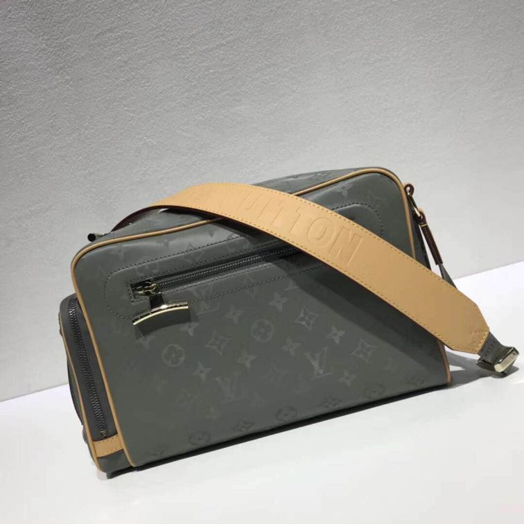 LV 2018 Titanium Canvas Camera Bag M43884 Shoulder Bags