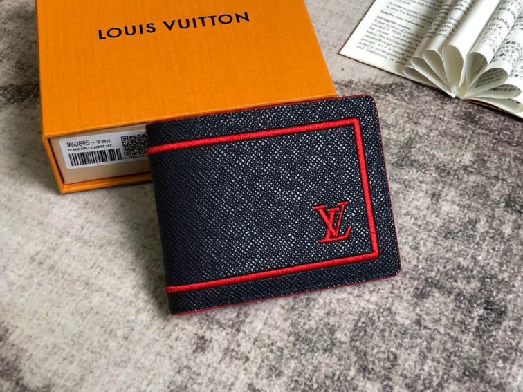 LV M60895 Short Bi-Fold Wallets