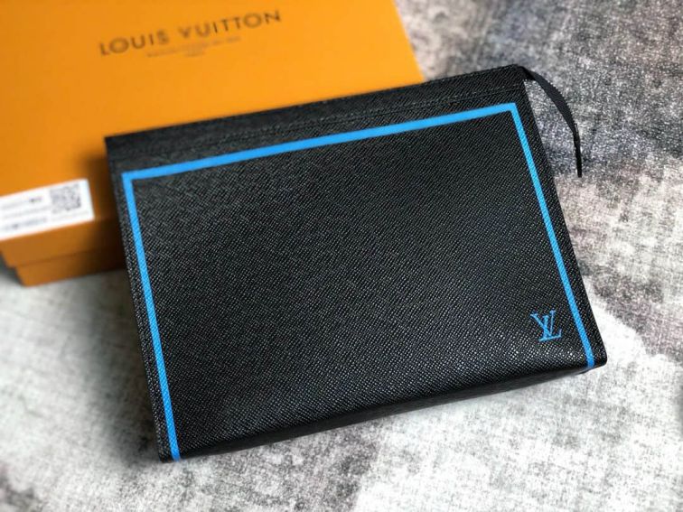 LV M30577 Black POCHETTE VOYAGE Clutch Bags