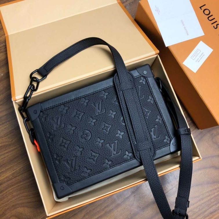 LV Soft Trunk Leather Crossbody M53288 Shoulder Bags