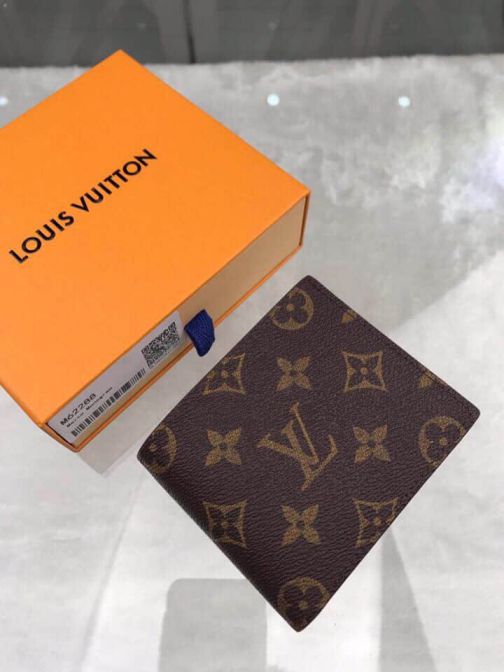 LV M62288 Monogram Marco Bi-Fold Wallets