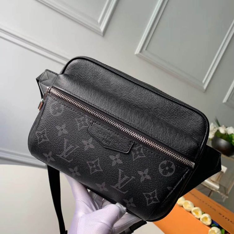 LV M30245 Black Taiga OUTDOOR Waist Bags