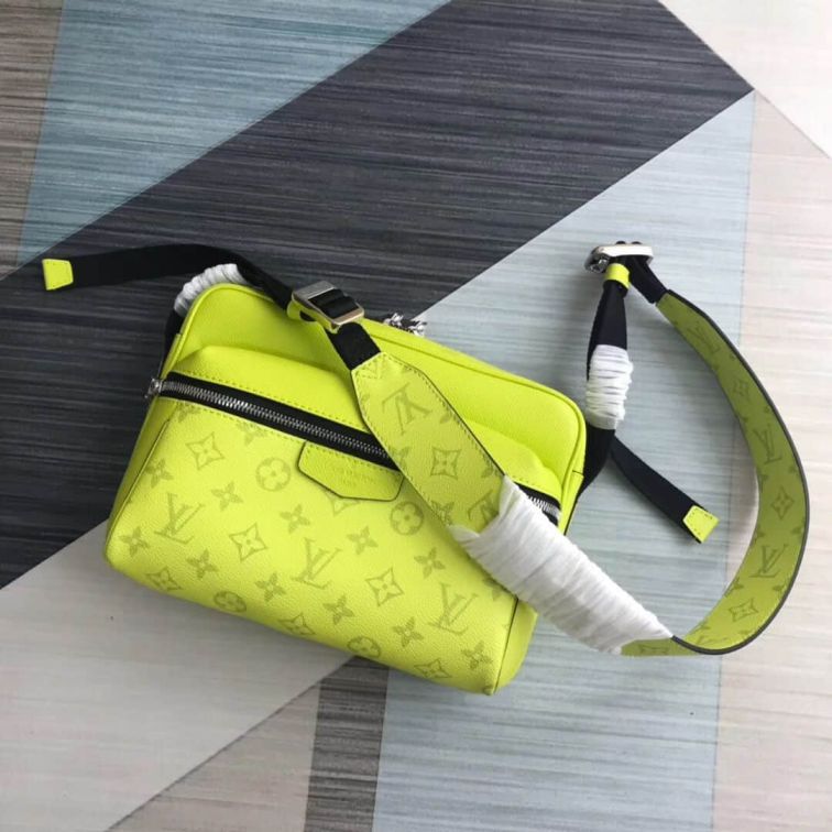 LV M30239 OUTDOOR Yellow Messenger Shoulder Bags