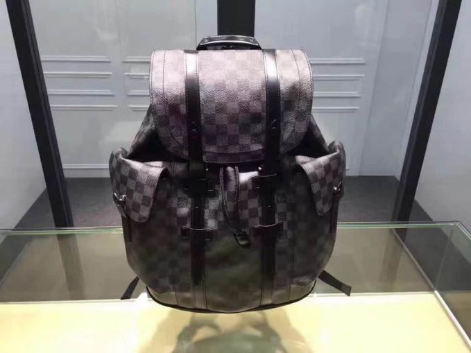 LV CHRISTOPHER Small Men N41379 Backpack Bags