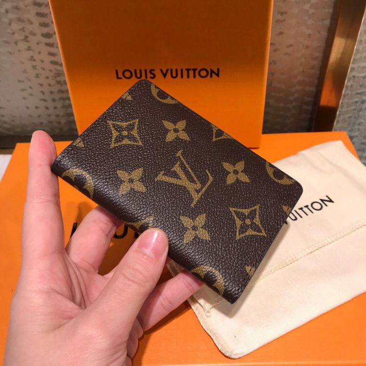 LV Monogram Bi-Fold M60502 Card Holder