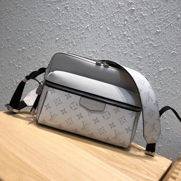 LV M30243 White OUTDOOR Messenger Shoulder Bags