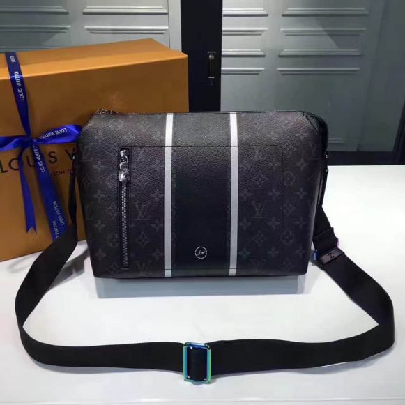 LV Hiroshi Fujiwara APOLLO Men Messenger M43410 Shoulder Bags