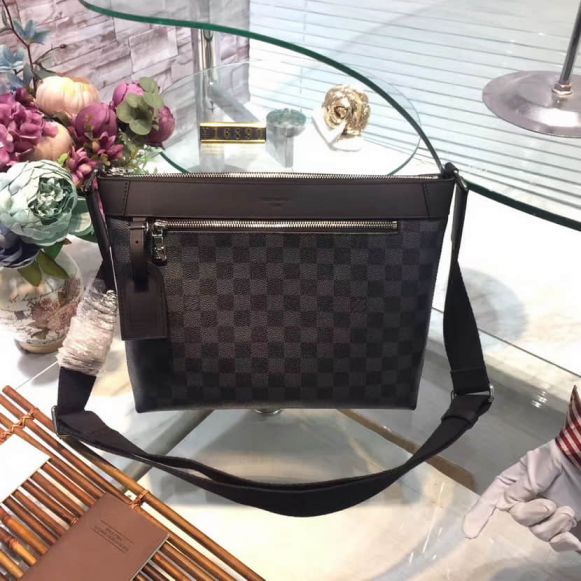 LV MICK Black Small Crossbody N40003 Shoulder Bags