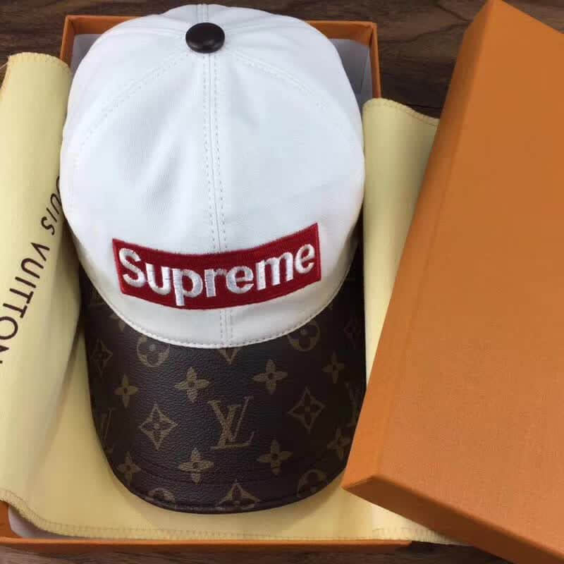 LV x Supreme 2018 Unisex Baseball Hats