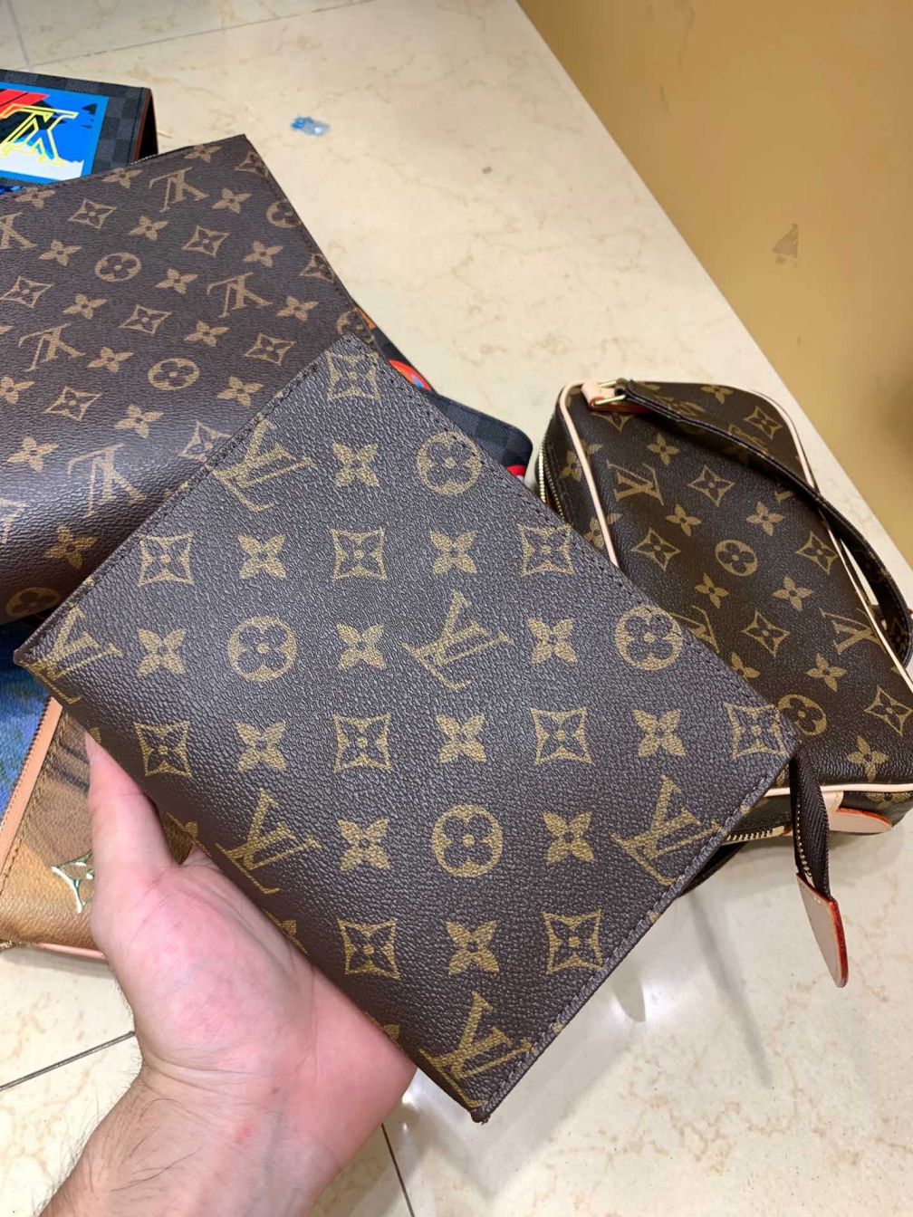 LV Monogram 19 M47544 Women Clutch Bags