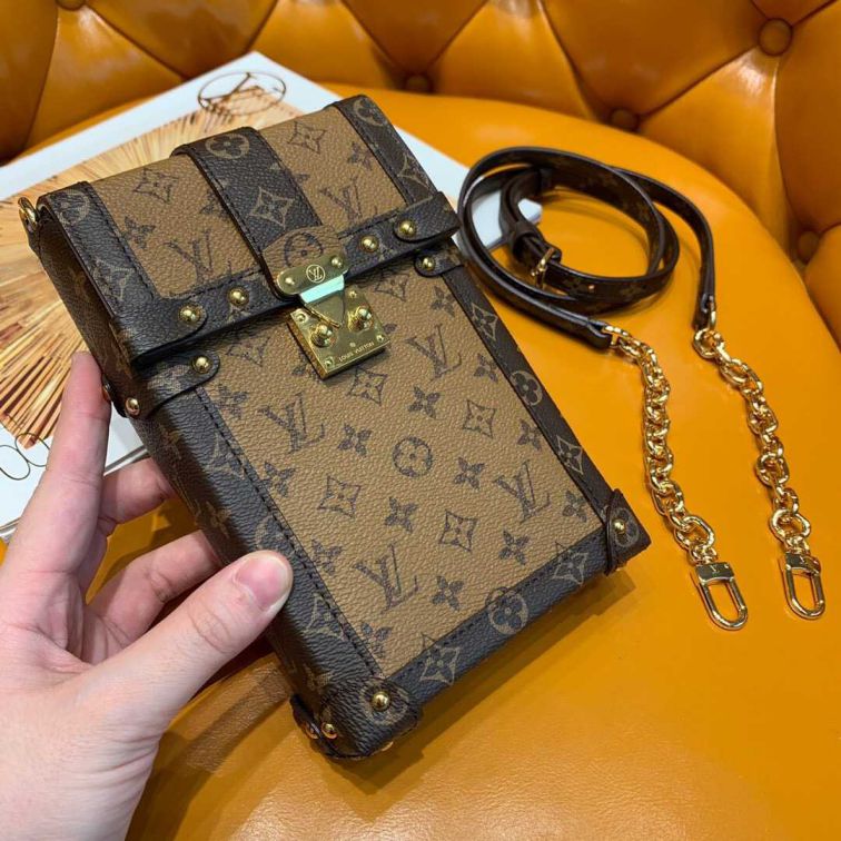 LV 2019 NEW TRUNK VERTICAL Chain M67873 Women Shoulder Bags