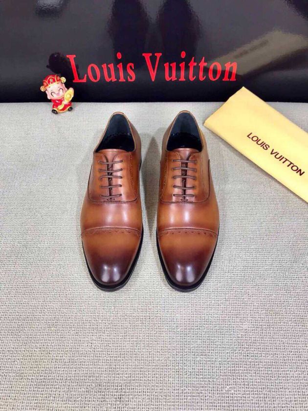 LV Men Leather Shoes