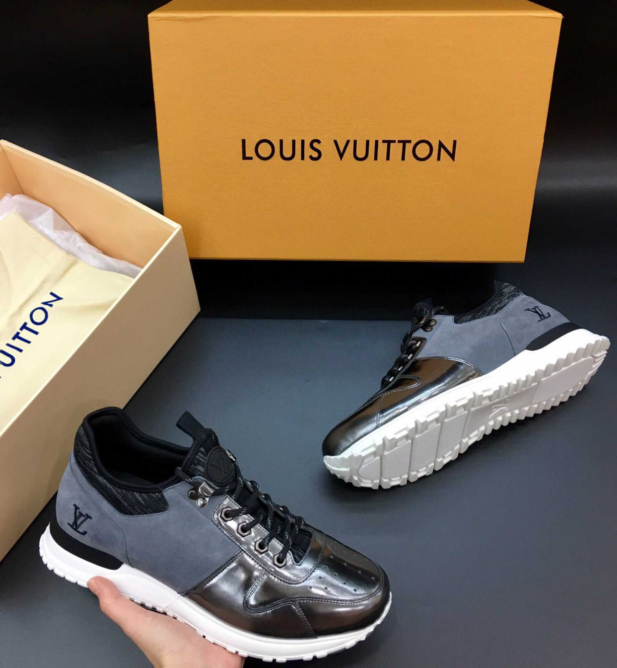 LV Embroidery Men Sneakers