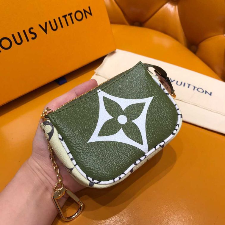 LV 2019SS MICRO POCHETTE ACCESSORIES M67579 Women Wallets