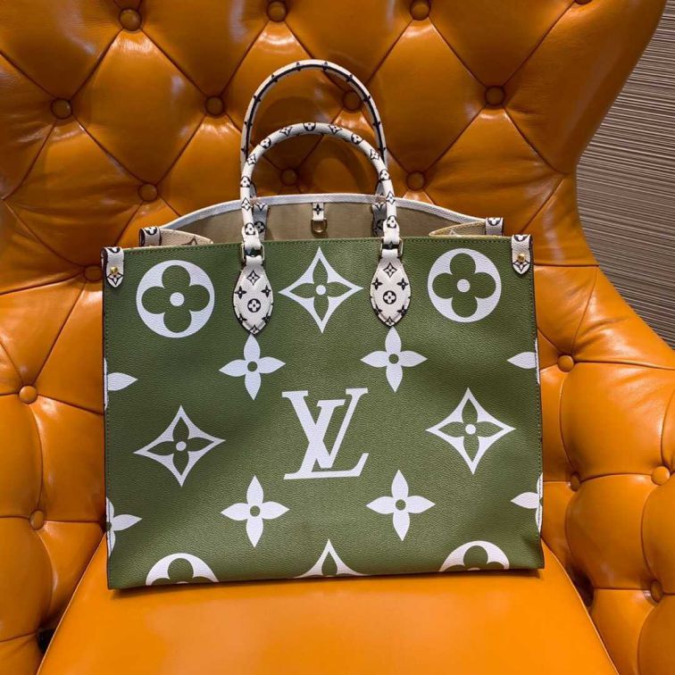 LV Women 19 ONTHEGO Monogram M44571 Women Shopping Bags