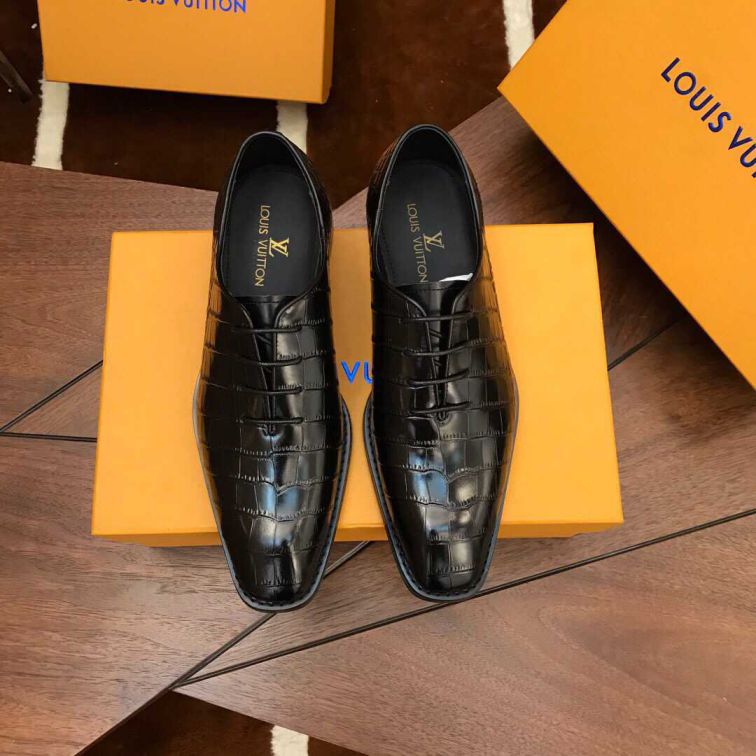 LV Men Business Leather Shoes