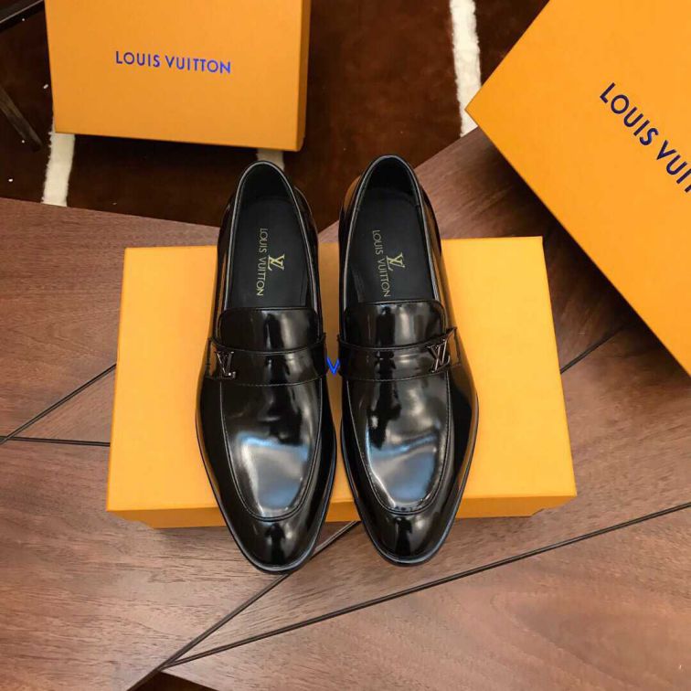 LV Men Business Leather Shoes