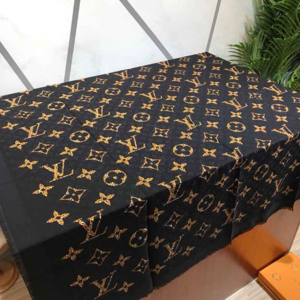 LV Monogram Giant Jungle Women Scarves