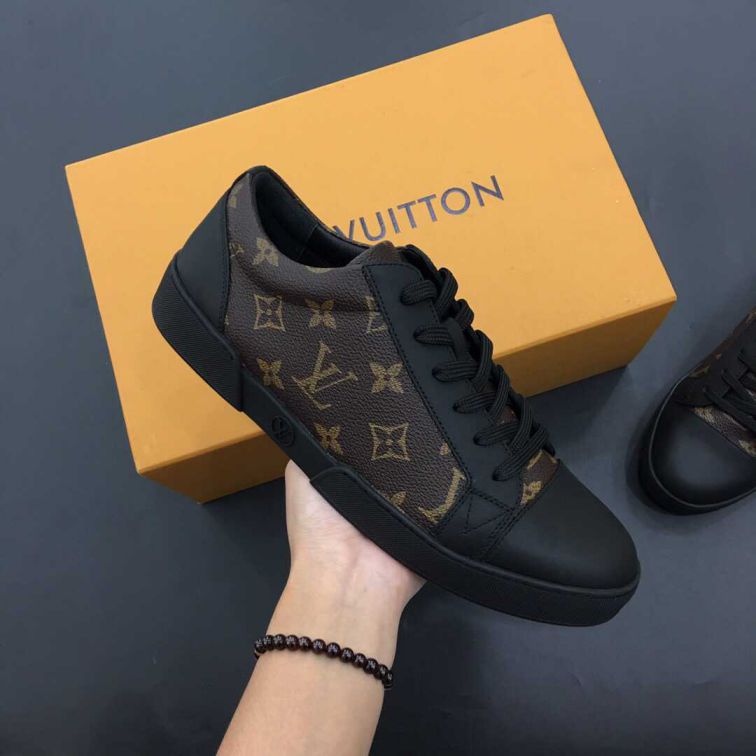 LV Men Casual Leather Shoes