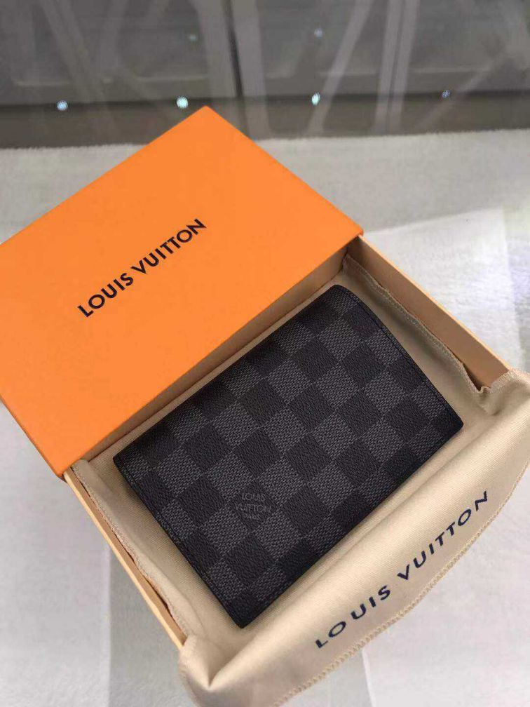 LV N64411 Men Card Holder