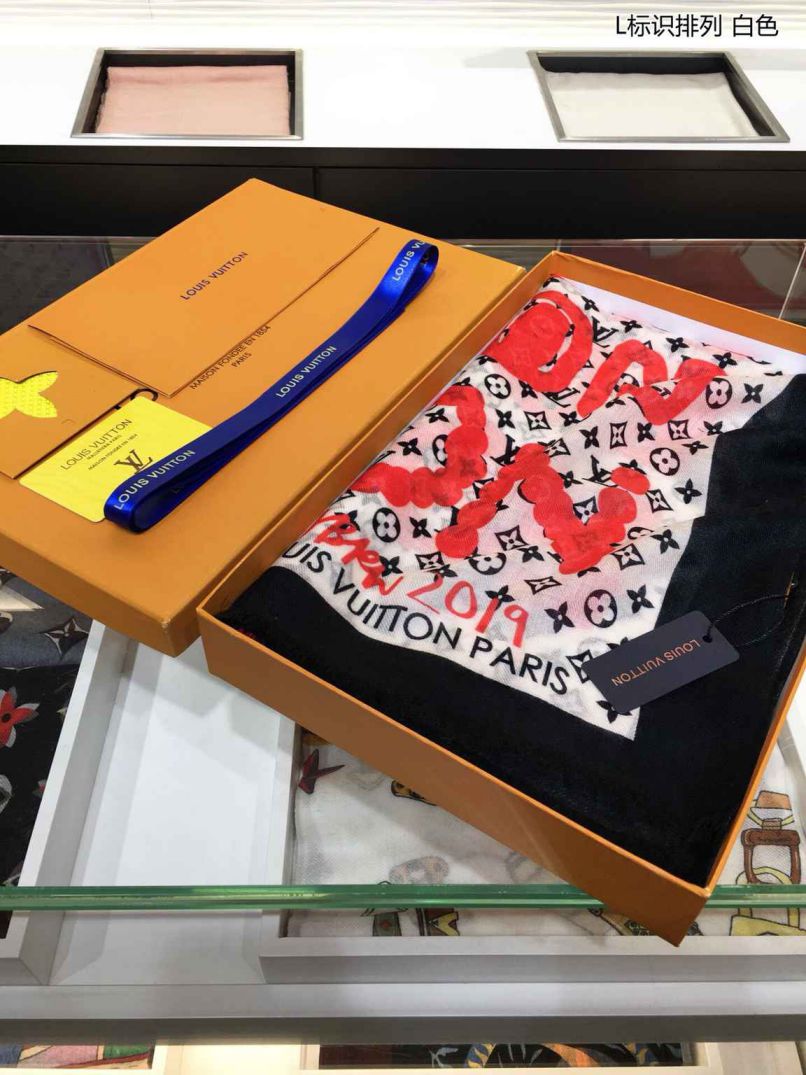 LV Monogram Women Scarves